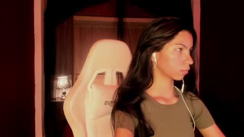 Snapshot of pamelaascott chatting on 05/27/26, 04:09 P A M online show from 05/27/26, 04:09