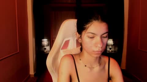 Snapshot of pamelaascott chatting on 05/30/26, 05:15 P A M online show from 05/30/26, 05:15