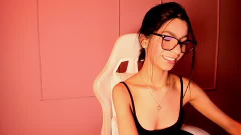 Snapshot of pamelaascott chatting on 06/13/26, 04:10 P A M online show from 06/13/26, 04:10