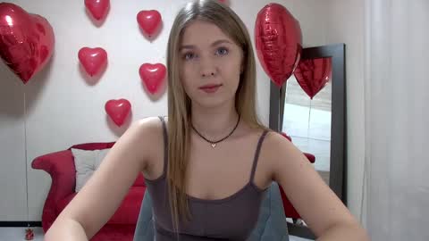 Snapshot of pamelablair chatting on 02/12/25, 05:37 Pamela Blair online show from 02/12/25, 05:37