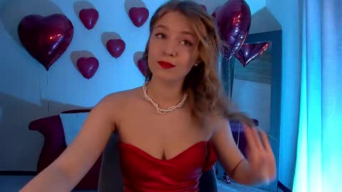 Snapshot of pamelablair chatting on 02/14/25, 07:33 Pamela Blair online show from 02/14/25, 07:33