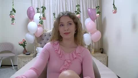 Snapshot of pamelablair chatting on 02/15/25, 10:42 Pamela Blair online show from 02/15/25, 10:42