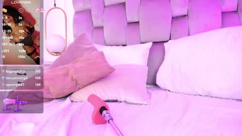 Snapshot of pamelamendez_ chatting on 02/10/25, 09:04 Pamela online show from 02/10/25, 09:04