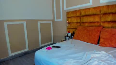 pamelamendez_1 online show from 02/13/26, 05:03