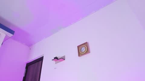 Pammela Smith online show from 01/09/25, 01:08