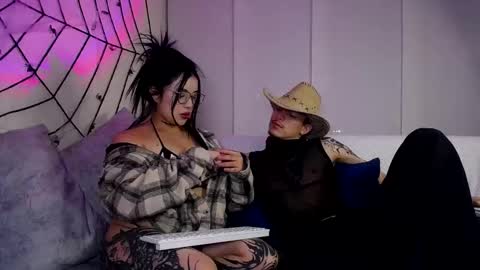 pandora__1 online show from 10/13/25, 03:50