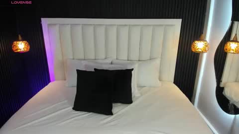 Snapshot of pandoramiller chatting on 02/10/26, 05:06 Pandoramiller online show from 02/10/26, 05:06