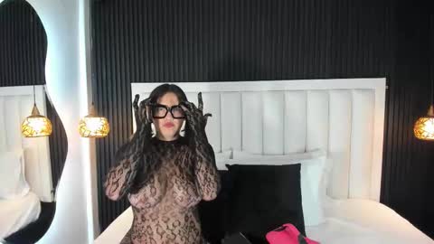 Snapshot of pandoramiller chatting on 02/20/26, 05:13 Pandoramiller online show from 02/20/26, 05:13