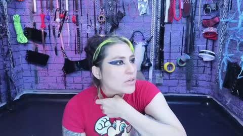 Snapshot of pandoranez chatting on 01/28/25, 09:30 PandoraNez online show from 01/28/25, 09:30