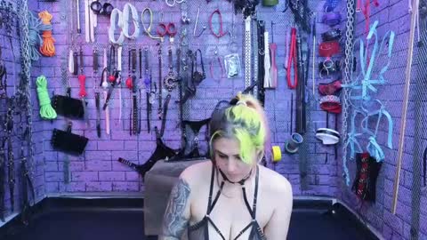 Snapshot of pandoranez chatting on 02/03/25, 04:41 PandoraNez online show from 02/03/25, 04:41