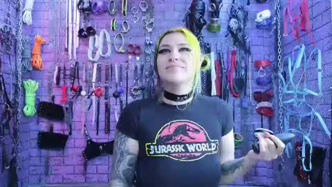 Snapshot of pandoranez chatting on 02/21/25, 01:00 PandoraNez online show from 02/21/25, 01:00