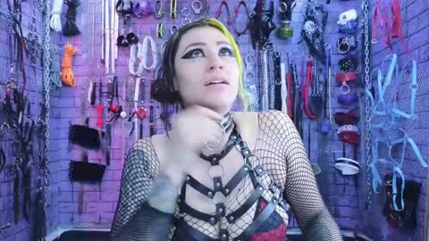 Snapshot of pandoranez chatting on 02/24/25, 12:48 PandoraNez online show from 02/24/25, 12:48