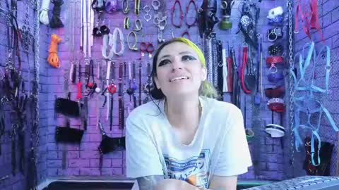 Snapshot of pandoranez chatting on 02/25/25, 01:09 PandoraNez online show from 02/25/25, 01:09