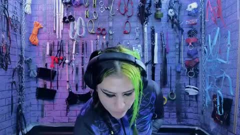 Snapshot of pandoranez chatting on 03/03/25, 07:21 PandoraNez online show from 03/03/25, 07:21