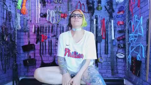 Snapshot of pandoranez chatting on 11/14/25, 06:06 PandoraNez online show from 11/14/25, 06:06