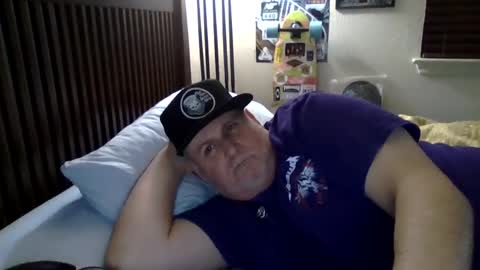 panos online show from 02/25/25, 10:15