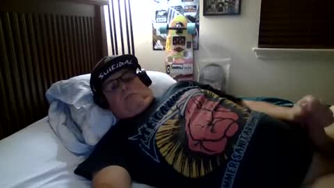 panos online show from 09/28/25, 02:17