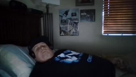 panos online show from 02/16/26, 01:40