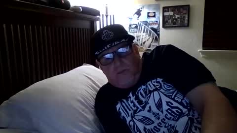 panos online show from 06/08/26, 09:09