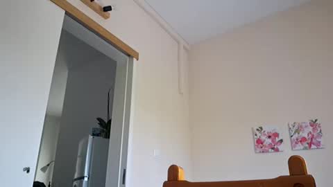 Snapshot of pansak1973 chatting on 02/18/25, 08:16 pansak1973 online show from 02/18/25, 08:16