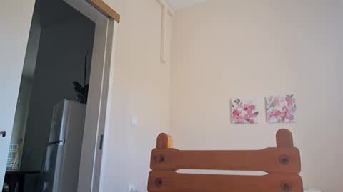 Snapshot of pansak1973 chatting on 02/20/25, 11:53 pansak1973 online show from 02/20/25, 11:53