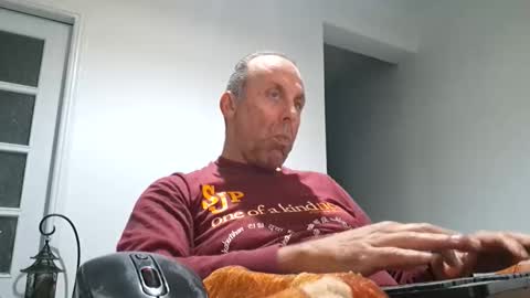 Snapshot of pansak1973 chatting on 11/14/25, 09:46 pansak1973 online show from 11/14/25, 09:46