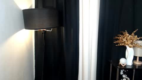 pantenefox online show from 03/27/26, 11:32