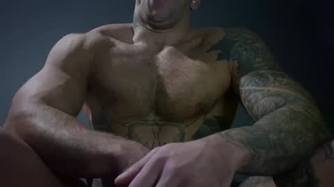 Snapshot of panther_style chatting on 12/19/24, 03:08 Oleg online show from 12/19/24, 03:08
