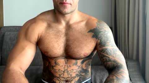 Snapshot of panther_style chatting on 02/16/25, 01:47 Oleg online show from 02/16/25, 01:47