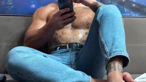 Snapshot of panther_style chatting on 10/18/25, 06:48 Oleg online show from 10/18/25, 06:48