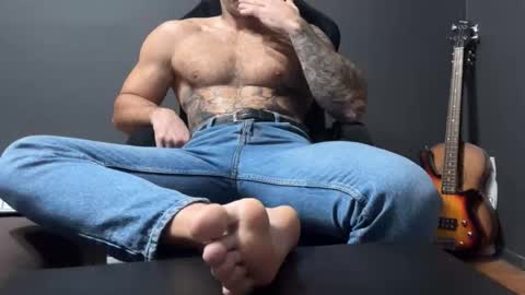 Snapshot of panther_style chatting on 11/22/25, 04:00 Oleg online show from 11/22/25, 04:00