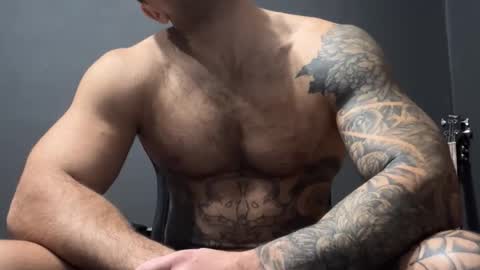 Snapshot of panther_style chatting on 11/23/25, 07:08 Oleg online show from 11/23/25, 07:08