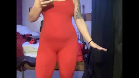 Snapshot of pantiesofthefae chatting on 01/18/25, 11:11 Pantiesofthefae online show from 01/18/25, 11:11