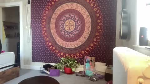 Snapshot of pantiesofthefae chatting on 01/22/25, 05:28 Pantiesofthefae online show from 01/22/25, 05:28