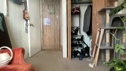 Snapshot of pantiesofthefae chatting on 10/09/25, 05:11 Pantiesofthefae online show from 10/09/25, 05:11