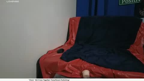 PantsLessTraveler online show from 03/08/25, 06:21