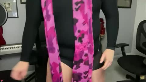 PantyhoseKing online show from 12/01/25, 09:03