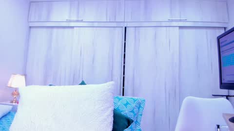 Paola  online show from 01/15/25, 07:23