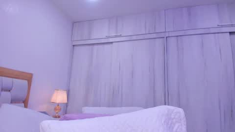 Paola  online show from 02/11/25, 07:27