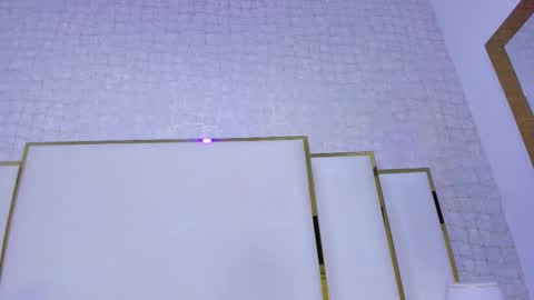 Paola  online show from 11/07/25, 08:36