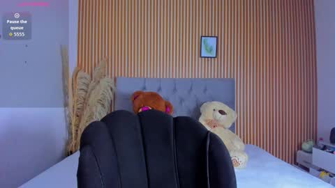 paola online show from 03/14/26, 12:50