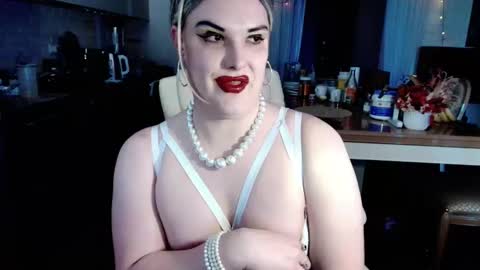 Sarina Williams online show from 04/24/26, 05:54