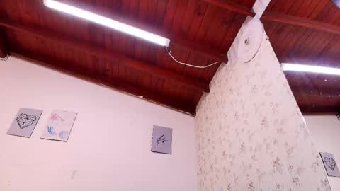 Paola online show from 02/15/25, 09:16