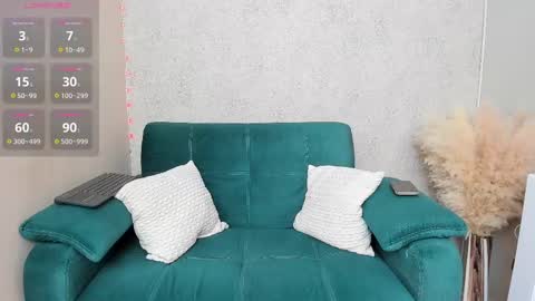 Snapshot of paolarey_ chatting on 02/19/25, 11:06 paolarey_ online show from 02/19/25, 11:06