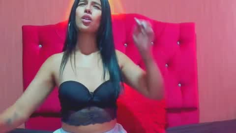 Snapshot of paolaturner chatting on 01/27/25, 05:58 Paola Turner online show from 01/27/25, 05:58