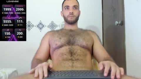 Snapshot of paolo_hanma chatting on 11/27/25, 01:07 Paolo online show from 11/27/25, 01:07