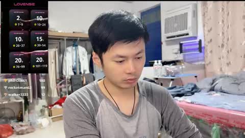 Snapshot of paopaotang61 chatting on 10/15/25, 01:22 paopaotang61 online show from 10/15/25, 01:22