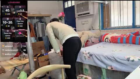 Snapshot of paopaotang61 chatting on 12/16/25, 12:59 paopaotang61 online show from 12/16/25, 12:59