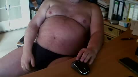 Snapshot of papa309348689 chatting on 02/09/25, 12:52 papa309348689 online show from 02/09/25, 12:52