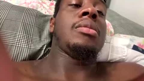 Snapshot of papabearbbc chatting on 11/14/25, 10:07 papabearbbc online show from 11/14/25, 10:07